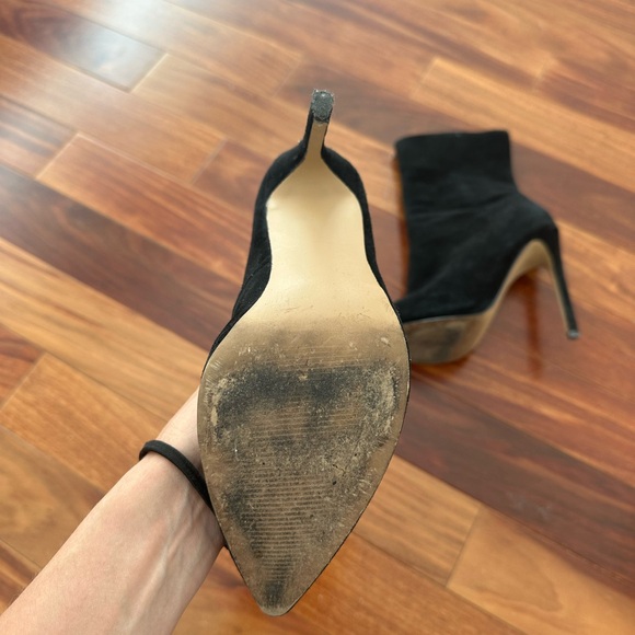Steve Madden Womens Wagner Black Suede Stiletto Heel Ankle Booties - Picture 4 of 6